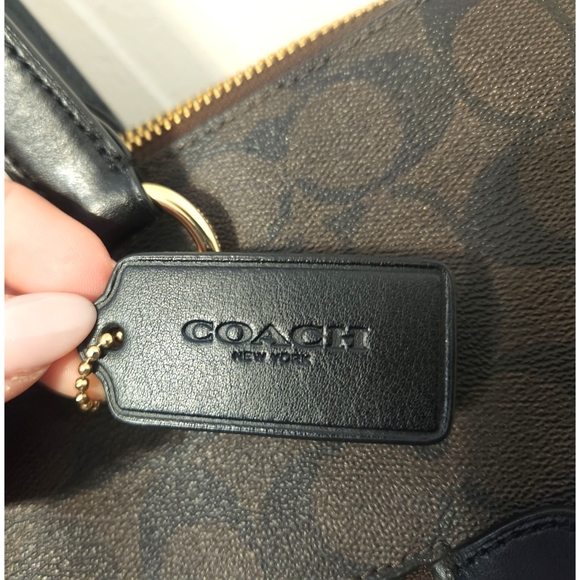 EUC! Coach Gallery Tote Signature Canvas in Brown/Black - Picture 3 of 16